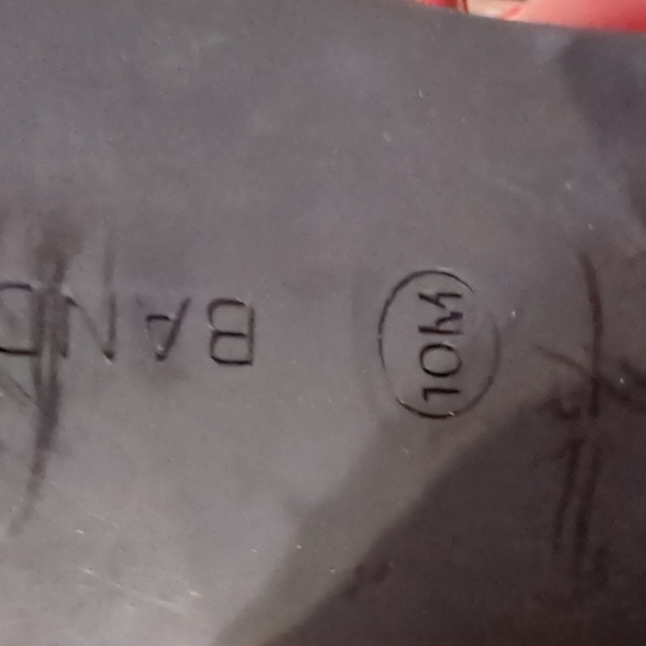 Bandolino Red Open Toe Shoes - Picture 9 of 11